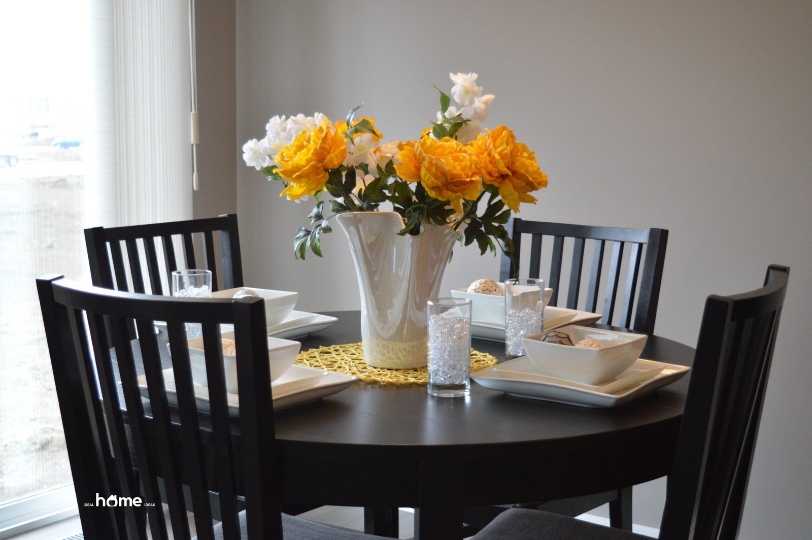 Furniture Ideas: Choosing The Perfect Dining Table For Your Home